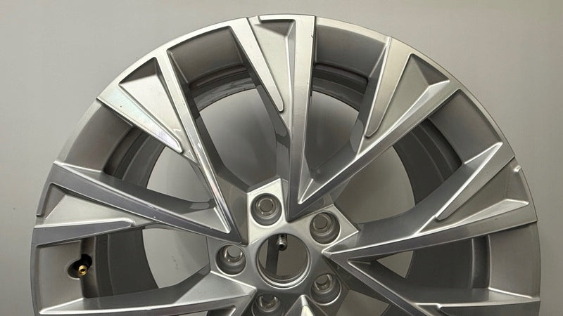 1x Alufelge 18 Zoll 8.0" 5x112 44ET Glanz Silber 3P0601025E Skoda Superb FEL2223996424zr
