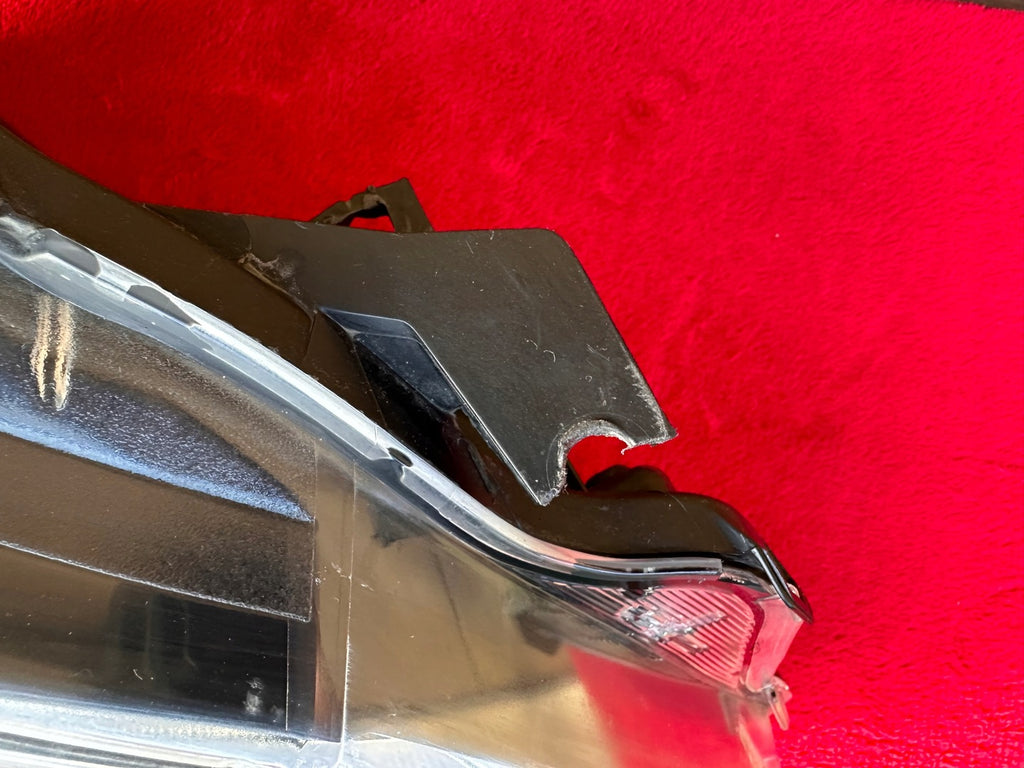 Frontscheinwerfer Toyota Yaris Rechts Scheinwerfer Headlight