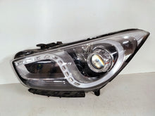 Laden Sie das Bild in den Galerie-Viewer, Frontscheinwerfer Hyundai I40 92101-3Z031 Xenon Links Scheinwerfer Headlight