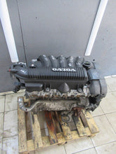 Laden Sie das Bild in den Galerie-Viewer, Motor Volvo V70 I S60 B5244S5 2.4 175TKm 2008 Benzin Engine Komplett MOT3623009427cs