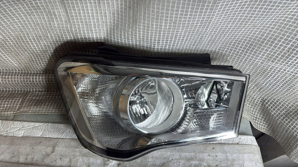 Frontscheinwerfer Hyundai H350 Rechts Scheinwerfer Headlight SCH5589939862qt