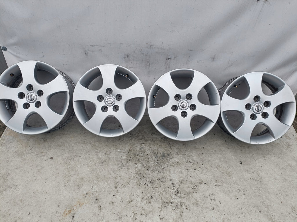 4x Alufelge 15 Zoll 6.5" 5x114.3 40ET Nissan Rim Wheel FEL9326282350gx