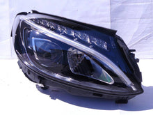 Laden Sie das Bild in den Galerie-Viewer, Frontscheinwerfer Mercedes-Benz W205 A2059063803 LED Rechts Headlight SCH1577247747pw
