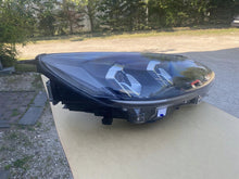 Laden Sie das Bild in den Galerie-Viewer, Frontscheinwerfer Ford Kuga LV4B-13E016-AS Rechts Scheinwerfer Headlight