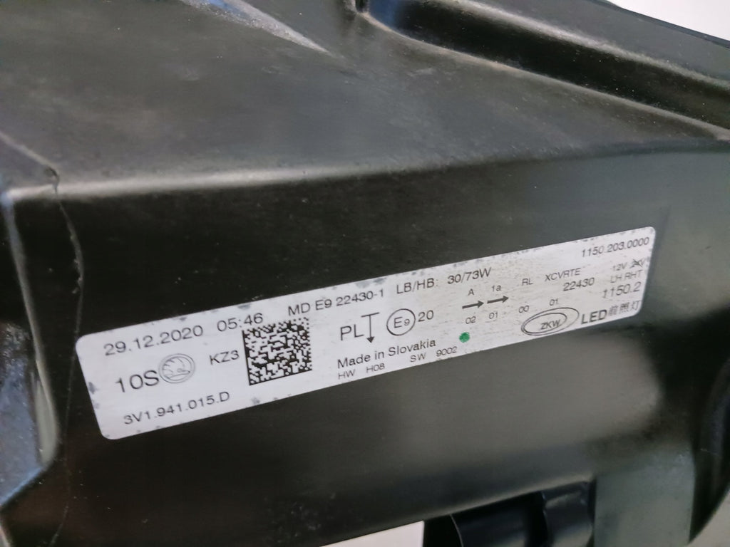 Frontscheinwerfer Skoda Superb III 3V1941015D LED Links Scheinwerfer Headlight