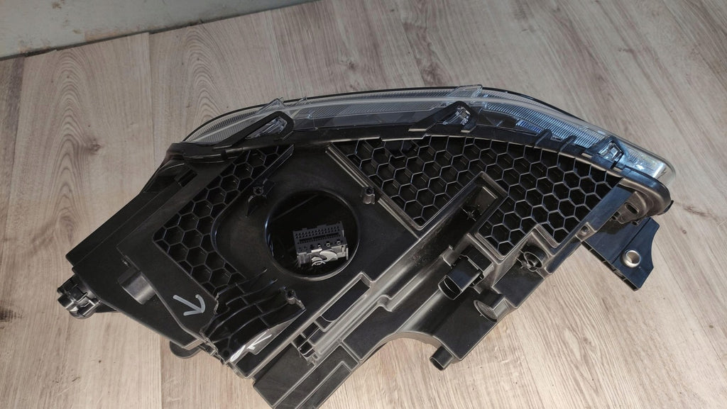 Frontscheinwerfer VW Caddy V 2K8941036S Rechts Scheinwerfer Headlight SCH5829177595xn