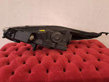 Load image into Gallery viewer, Frontscheinwerfer Ford Fiesta I Rechts Scheinwerfer Headlight SCH3982856186zo