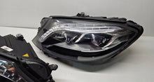 Laden Sie das Bild in den Galerie-Viewer, Frontscheinwerfer Mercedes-Benz W222 A2229061302 A2229061402 LED Ein Satz