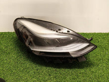 Laden Sie das Bild in den Galerie-Viewer, Frontscheinwerfer Tesla Model Y 151495300D Rechts Scheinwerfer Headlight SCH4923169475hd