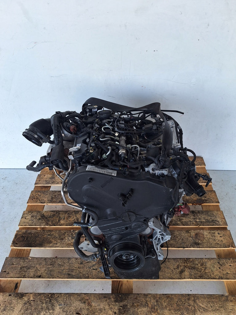 Motor Audi A4 B9 DETA 2.0 TDI 190PS 140kW 2007 Diesel Engine Unkomplett