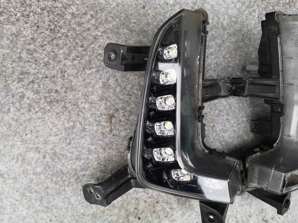 Frontscheinwerfer Hyundai Ioniq Ein Satz Scheinwerfer Headlight SCH8251761298pk