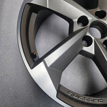 Laden Sie das Bild in den Galerie-Viewer, 1x Alufelge 18 Zoll 7.0" 5x112 40ET Glanz 81A601025K Audi Q2 Rim Wheel FEL9318247573pa