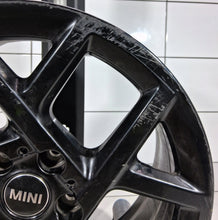 Laden Sie das Bild in den Galerie-Viewer, 1x Alufelge 17 Zoll 5x112 47ET Glanz Schwarz 5A3E638 Mini Rim Wheel FEL1135199463ro
