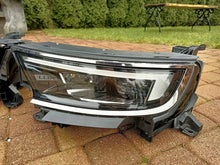 Laden Sie das Bild in den Galerie-Viewer, Frontscheinwerfer Opel Mokka 9834016680 9834016880 LED Rechts oder Links