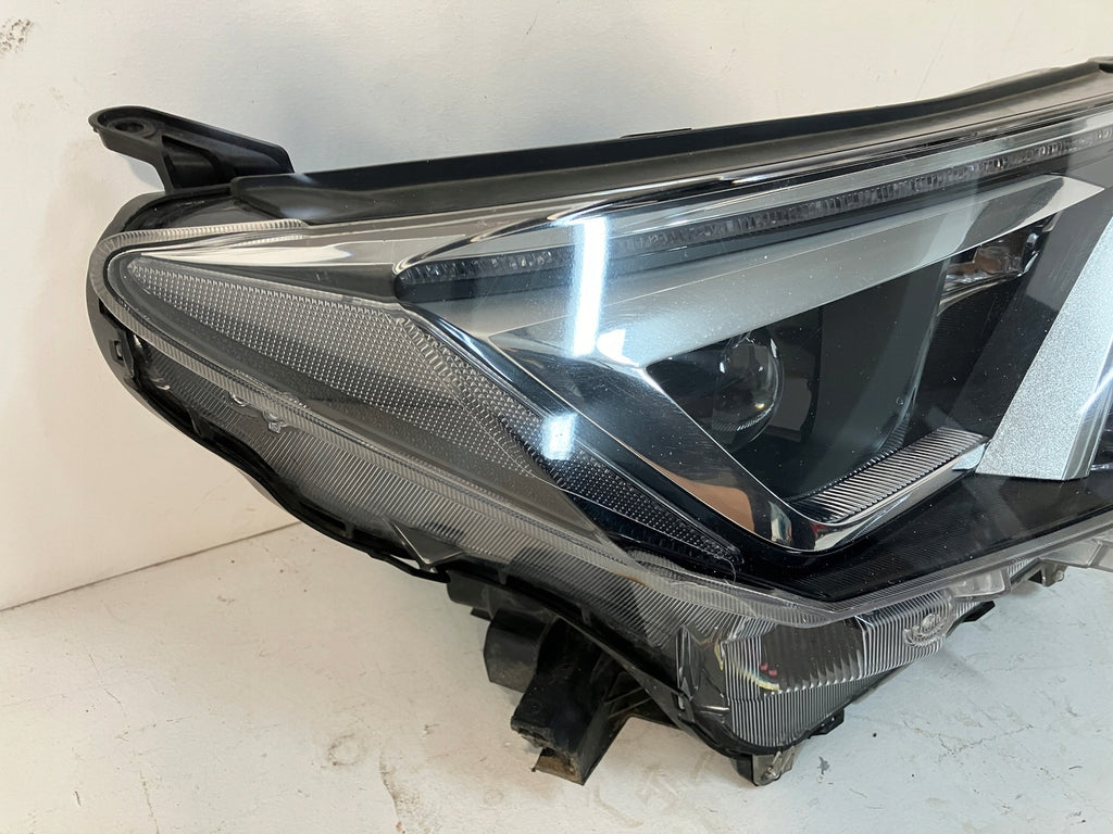 Frontscheinwerfer Toyota IV Full LED Rechts Scheinwerfer Headlight SCH7626807946qs