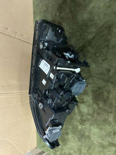 Load image into Gallery viewer, Frontscheinwerfer BMW G31 G30 9479273-10 Links Scheinwerfer Headlight SCH4283252013nc