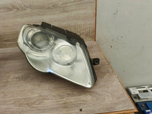 Laden Sie das Bild in den Galerie-Viewer, Frontscheinwerfer VW Passat 3C0941752G Xenon Rechts Scheinwerfer Headlight SCH4500405332sq