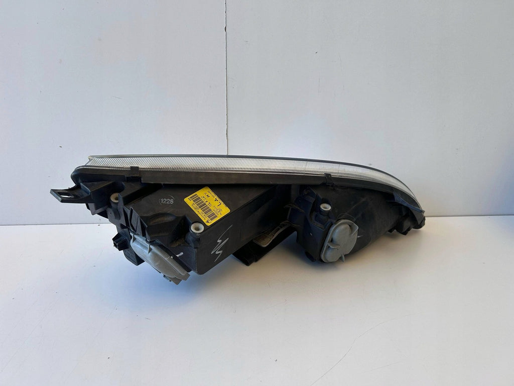 Frontscheinwerfer Mitsubishi Colt VI 8301A283 Links Scheinwerfer Headlight