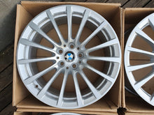 Load image into Gallery viewer, 4x Alufelge 18 Zoll 8.0&quot; 5x112 30ET Glanz Silber 6861224 BMW G11 G12 Rim Wheel
