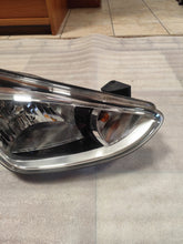 Laden Sie das Bild in den Galerie-Viewer, Frontscheinwerfer Hyundai I10 92102-B9000 Rechts Scheinwerfer Headlight SCH8795901237fs