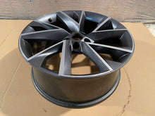 Laden Sie das Bild in den Galerie-Viewer, 1x Alufelge 19 Zoll 8.0" 5x112 44ET 3V0601025AP Skoda Superb Iii Rim Wheel FEL3117906441gx