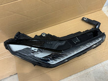 Laden Sie das Bild in den Galerie-Viewer, Frontscheinwerfer BMW 889142437 016238-02 LED Rechts Scheinwerfer Headlight SCH1969910665nc