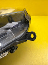 Laden Sie das Bild in den Galerie-Viewer, Frontscheinwerfer Renault Clio I 260605046R LED Links Scheinwerfer Headlight SCH6828215280tj