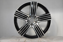 Laden Sie das Bild in den Galerie-Viewer, 1x Alufelge 18 Zoll 7.5" 5x112 A2474013800 Mercedes-Benz Rim Wheel FEL5691384476ub