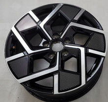 Laden Sie das Bild in den Galerie-Viewer, 1x Alufelge 18 Zoll 7.0" 5x114.3 40ET Rim Wheel FEL4814615877ib