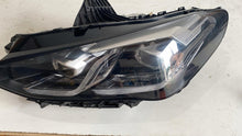 Laden Sie das Bild in den Galerie-Viewer, Frontscheinwerfer BMW U06 5A42247-04 LED Links Scheinwerfer Headlight SCH7857781585ol