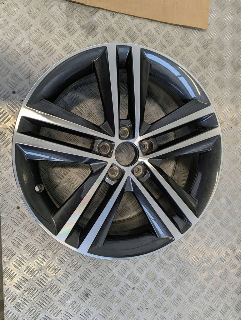 1x Alufelge 17 Zoll 7.0" 5x100 46ET 5JA601025F Skoda Rapid Rim Wheel FEL5506455817hh