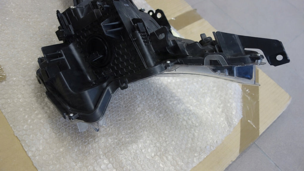 Frontscheinwerfer Toyota Prius 8118547701 Full LED Ein Stück (Rechts oder Links)