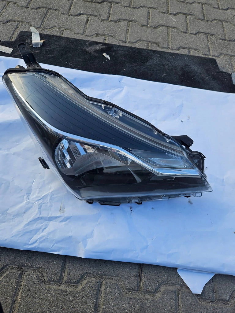 Frontscheinwerfer Toyota Yaris FX1G0S100 Rechts Scheinwerfer Headlight