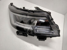 Laden Sie das Bild in den Galerie-Viewer, Frontscheinwerfer Land Rover Range I L460 M8E2-13W029-HK Full LED Rechts SCH9920098833gz