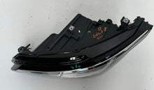 Load image into Gallery viewer, Frontscheinwerfer VW Golf VIII 5H1941005 Links Scheinwerfer Headlight SCH8686347875xr