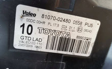 Laden Sie das Bild in den Galerie-Viewer, Frontscheinwerfer Toyota Auris 81070-02480 Xenon Links Scheinwerfer Headlight