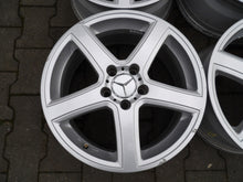 Laden Sie das Bild in den Galerie-Viewer, 4x Alufelge 17 Zoll 7.5" 5x112 32ET Mercedes-Benz Rim Wheel FEL8258228162hm