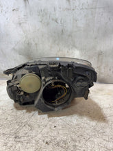 Load image into Gallery viewer, Frontscheinwerfer Mercedes-Benz W245 0301220202 A1698201861 Rechts Headlight SCH1513666231rb