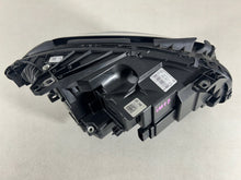 Laden Sie das Bild in den Galerie-Viewer, Frontscheinwerfer Mercedes-Benz W246 A2469066901 FULL LED Links Headlight