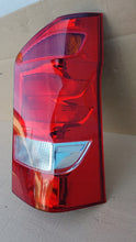 Laden Sie das Bild in den Galerie-Viewer, Rückleuchte Mercedes-Benz Vito W447 Rechts Rearlight