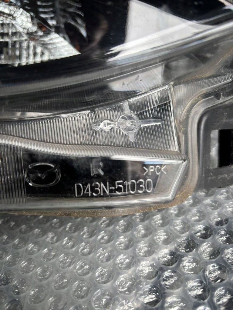 Frontscheinwerfer Mazda III D43N-51030 LED Rechts Scheinwerfer Headlight SCH1386520791dp