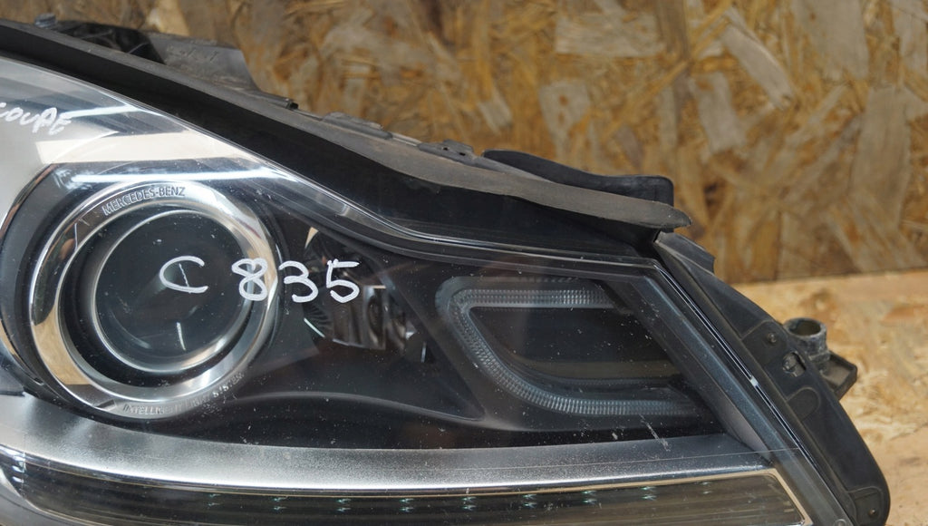 Frontscheinwerfer Mercedes-Benz W204 A2048204639 LED Rechts Headlight