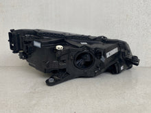 Laden Sie das Bild in den Galerie-Viewer, Frontscheinwerfer Skoda III 3V1941015 Links Scheinwerfer Headlight SCH8237817320rw