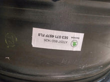 Load image into Gallery viewer, 1x Alufelge 17 Zoll 6.5&quot; 5x112 46ET Glanz 5E3601025AC Skoda Octavia 5e3