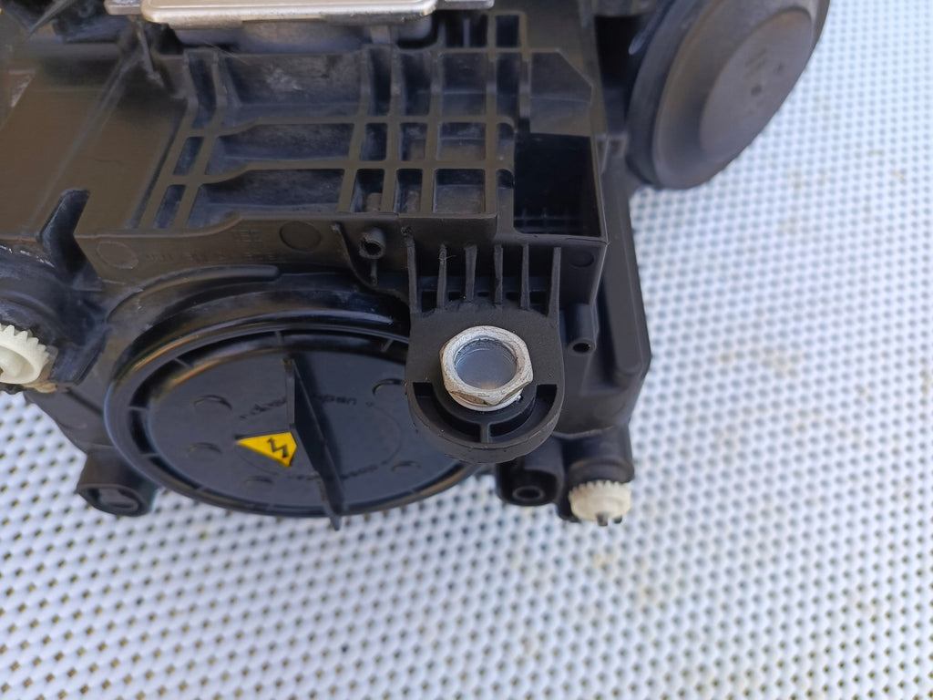 Frontscheinwerfer VW Jetta 5C7941752E LED Rechts Scheinwerfer Headlight SCH2099022477mt