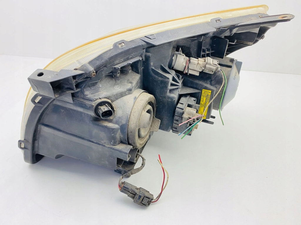Frontscheinwerfer Toyota Avensis 9922680008 Rechts Scheinwerfer Headlight SCH6136101965zl