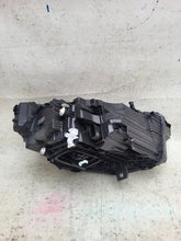 Laden Sie das Bild in den Galerie-Viewer, Frontscheinwerfer Mercedes-Benz Gla H247 A2479063504 Full LED Links Headlight SCH2936561989du