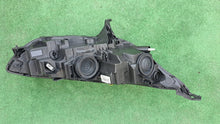 Laden Sie das Bild in den Galerie-Viewer, Frontscheinwerfer Ford Transit Connect KT1B-13W030-AF Links Headlight SCH8577406936ku