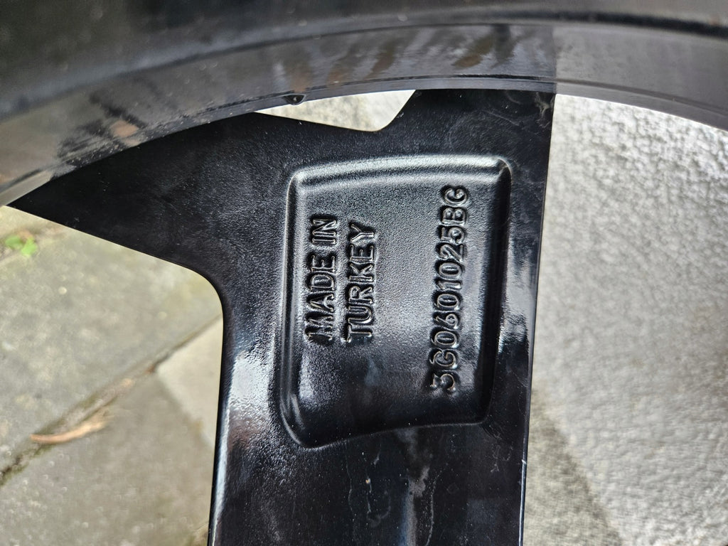 1x Alufelge 18 Zoll 8.0" 5x112 44ET 3G0601025BG VW Rim Wheel FEL5427582903ao