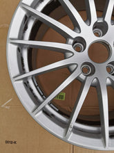 Laden Sie das Bild in den Galerie-Viewer, 1x Alufelge 17 Zoll 7.5" 5x112 29ET Glanz Silber 8W0601025AE Audi A4 B9 FEL2991623772bf